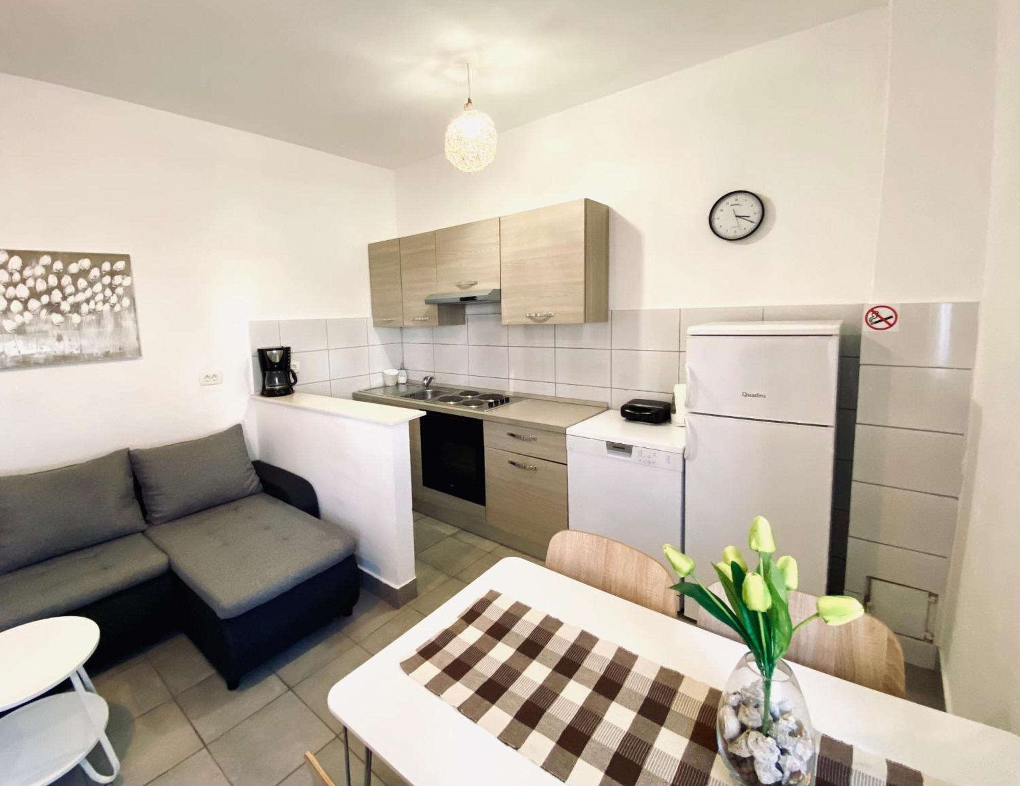 Luna Maris Apartments Zadar Ngoại thất bức ảnh